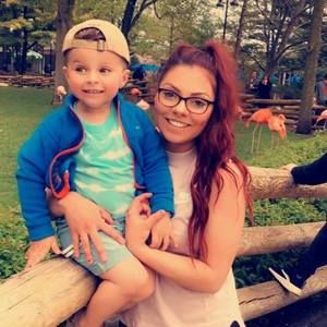 Meet your Posher, Alyssa